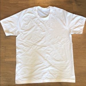 Lululemon men’s striped tee large